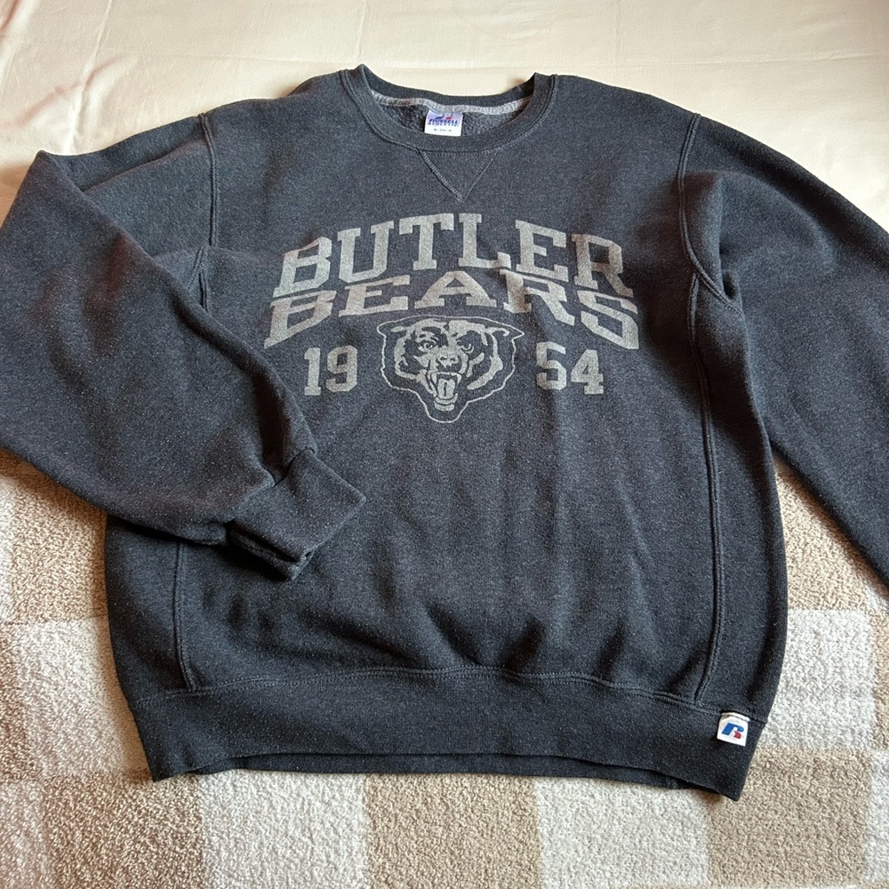 Grey Sweatshirt